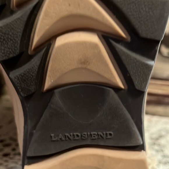 Lands End boots - Picture 5 of 8